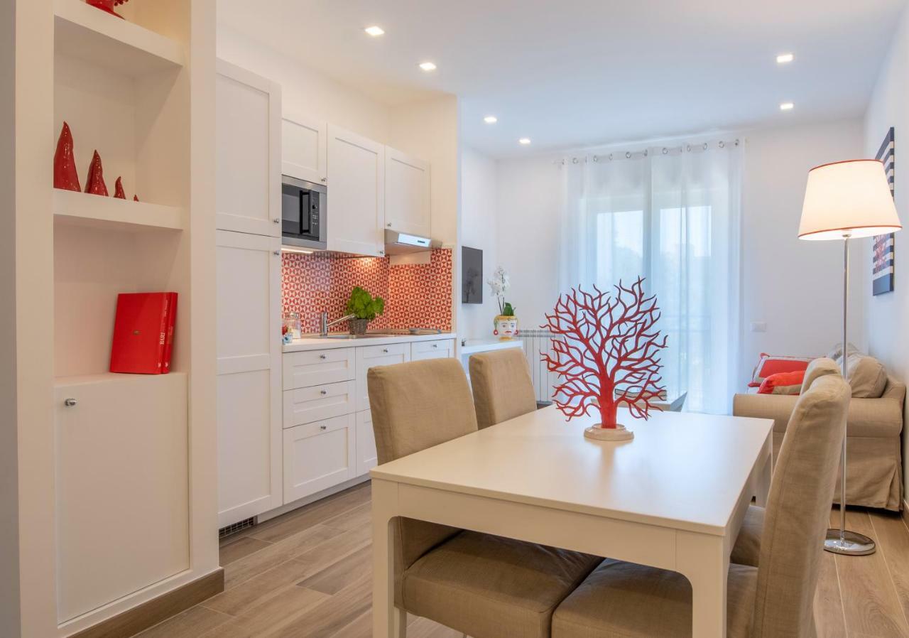 Solymar Apartments Sorrento Dış mekan fotoğraf